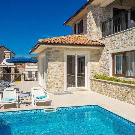 Villa Lurda Linardici Krk ภายนอก รูปภาพ